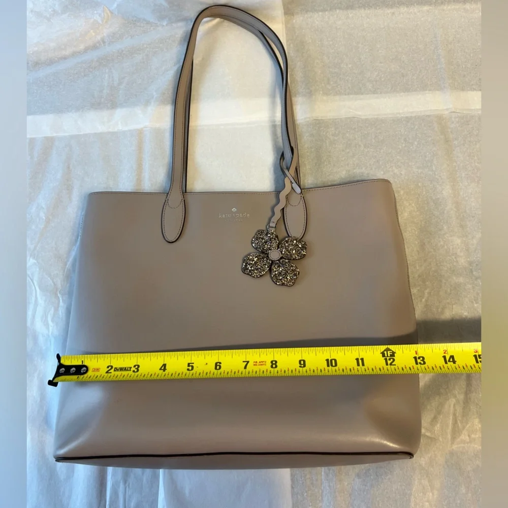 Kate Spade Kerri Medium Tote Bag‎ with dust bag